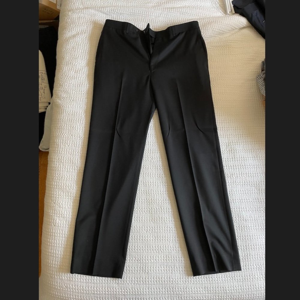 Jos A Bank Black Suit Tailored Fit 42XL jacket 36" trouser